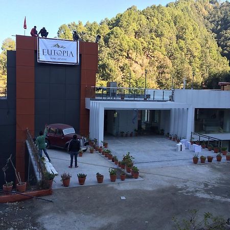 Resort Eutopia Kandaghat Luaran gambar