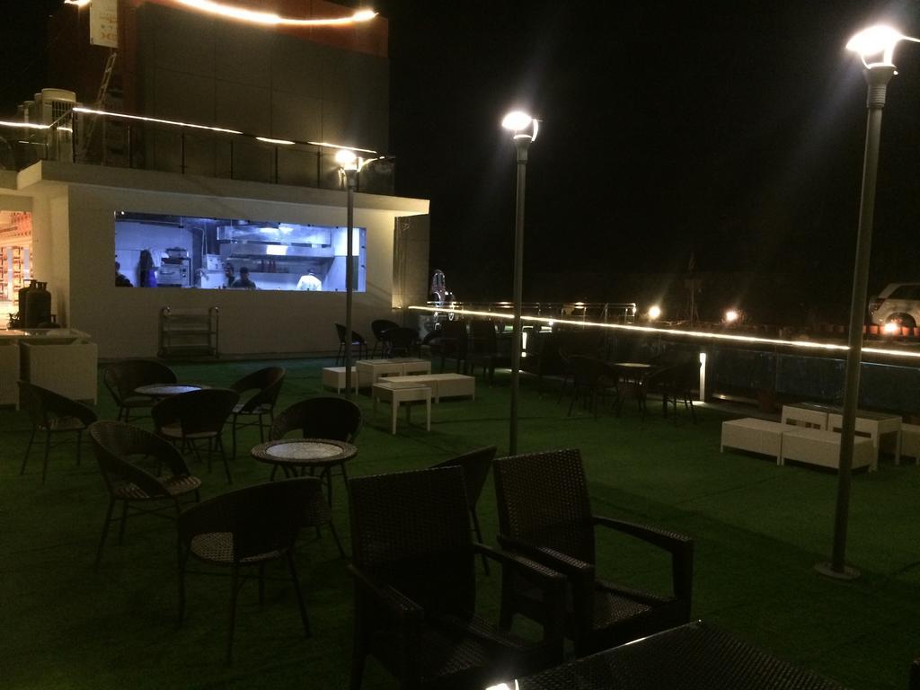 Resort Eutopia Kandaghat Luaran gambar